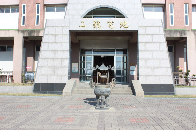 圖片：東興公墓納骨塔（二號宅地）